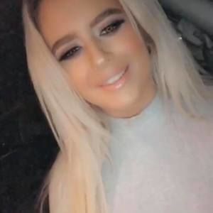 Meet your Posher, Tiffany